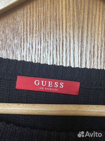 Свитер женский guess