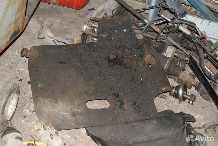 Защита поддона картера Volkswagen Passat B4