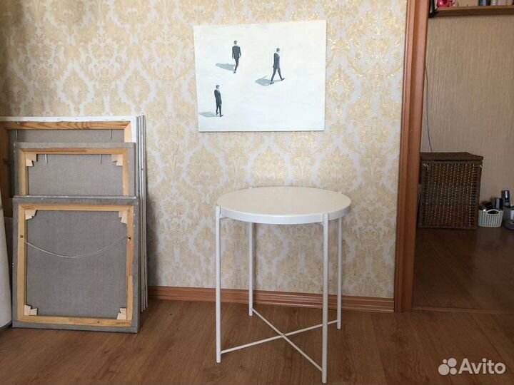 Столик икеа + картина