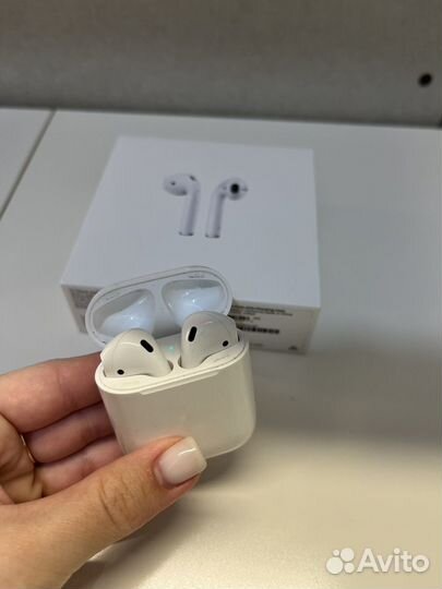 Беспроводные наушники Apple AirPods 2 White