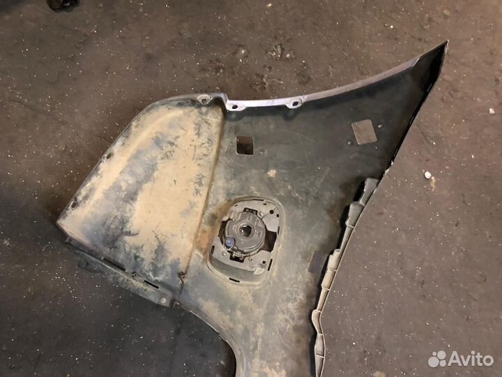 Mitsubishi Pajero/Montero Sport бампер передний