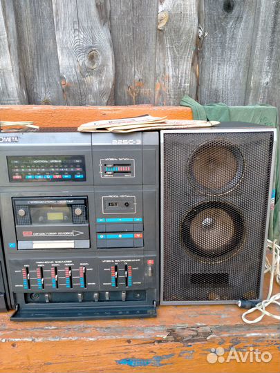 Магнитофон кассетный Комета 225с-3