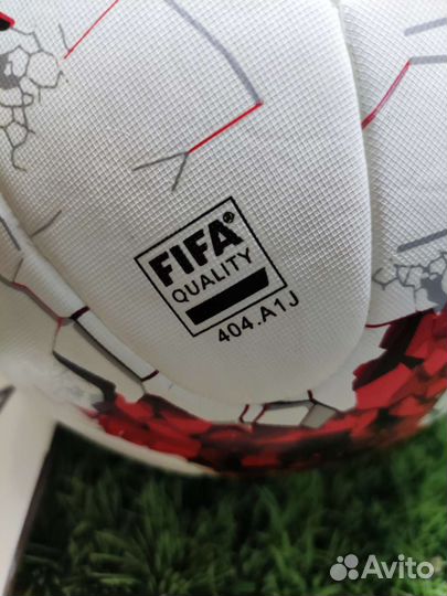 Футбольный мяч adidas Fifa красава 2017