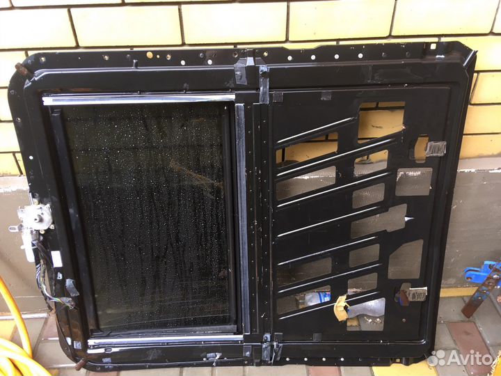 Люк на крышу Mercedes