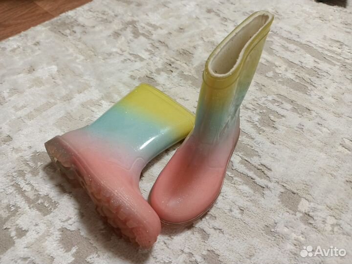 Детские резиновые сапоги