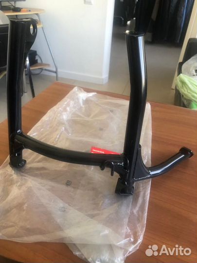 Honda VFR800 2002-17 центральная стойка подножка