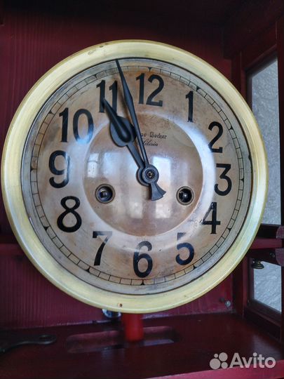 Часы антикварные с боем Густав Беккер (Силезия)