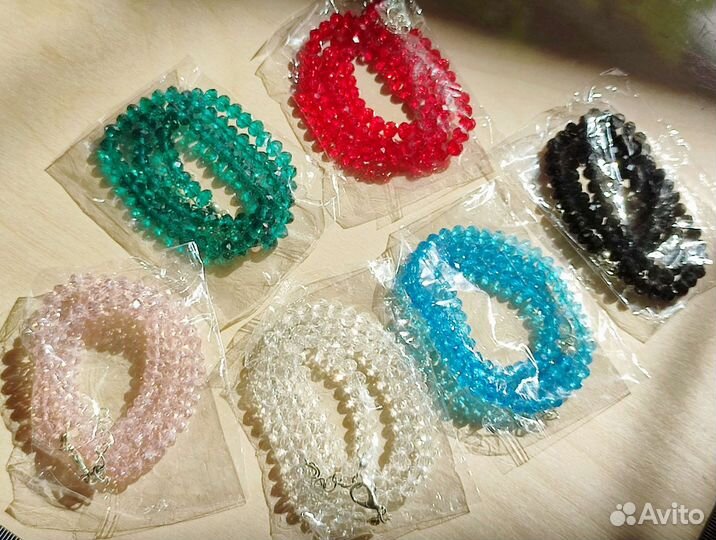 Бусы из стеклянных граненых бусин