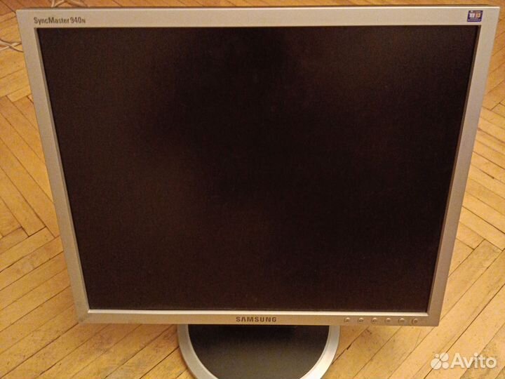 Монитор Samsung 940N 19