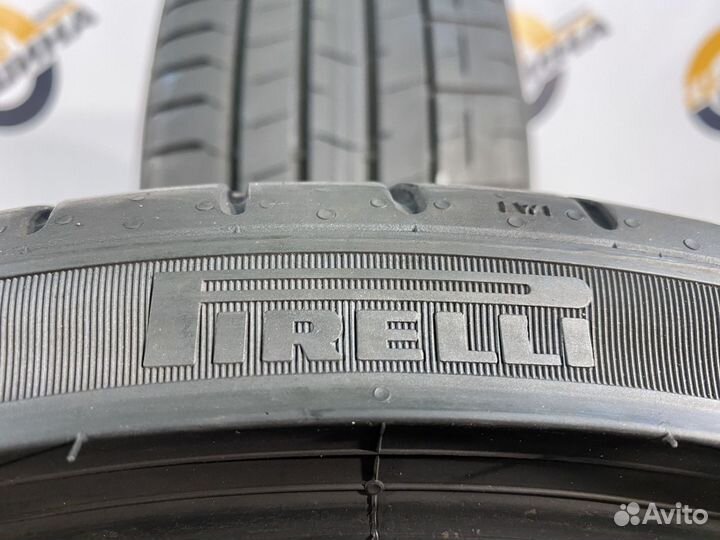 Pirelli P Zero PZ4 235/35 R19 94V