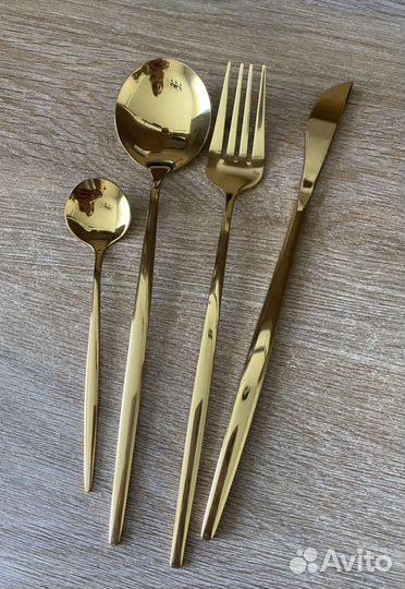 Набор столовых приборов