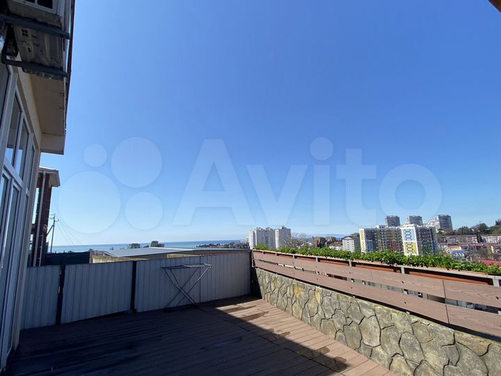 3-к. квартира, 68 м², 1/3 эт.