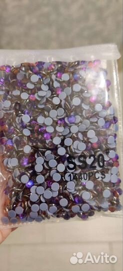Стразы, камни пришивные