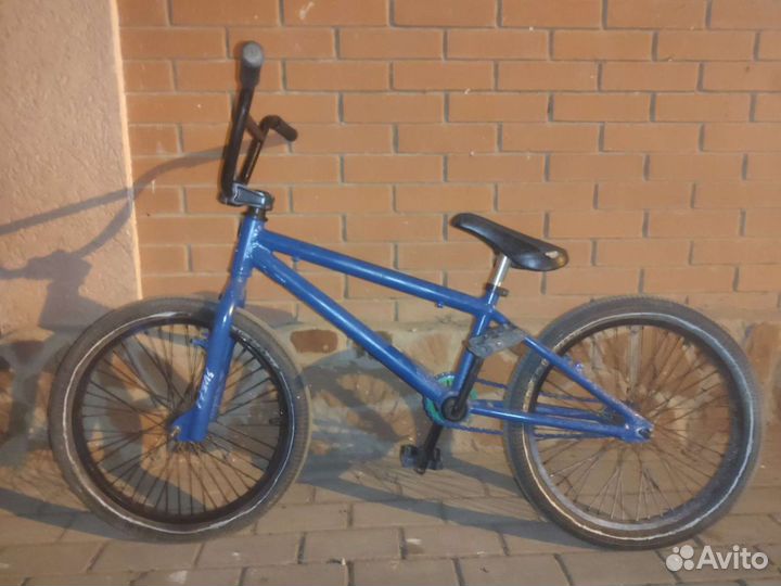 Трюковой велосипед bmx