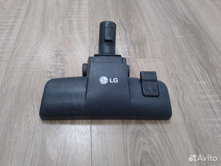 Насадка для пылесоса LG с защелкой