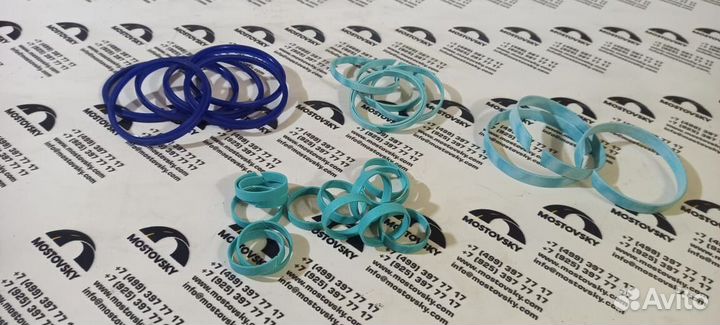 Направляющие и скребковые кольца раздвижения плиты