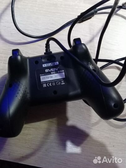Геймпад проводной sven GC-250