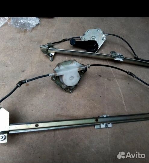 Механические стеклоподъемник на газель