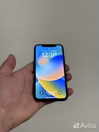 iPhone X, 64 ГБ