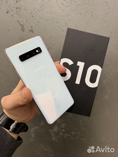 Samsung Galaxy S10, 8/128 ГБ
