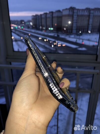 Чехлы на iPhone X