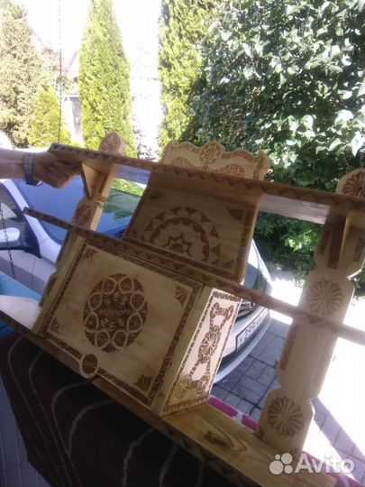 Шкаф навесной кухонный