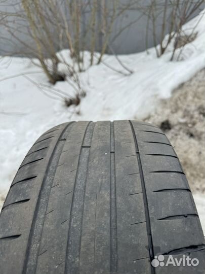 Michelin Pilot Sport 4 245/45 R18 100Y