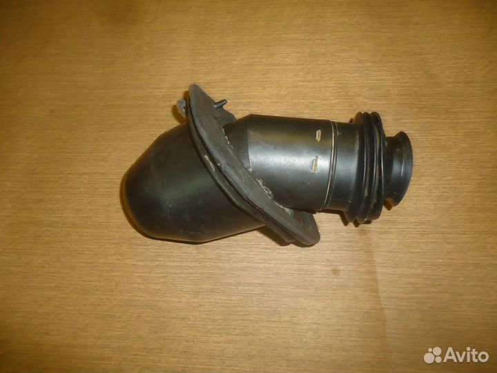 4680154 кожух рулевого вала Chrysler Voyager 3