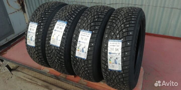 Triangle IcelynX TI501 215/60 R17