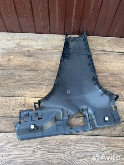 Обшивка центральной стойки левая Honda Civic 4D