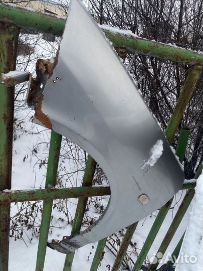 Крыло переднее левое Wingroad 11 рестайлинг