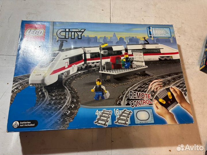 Lego city поезд