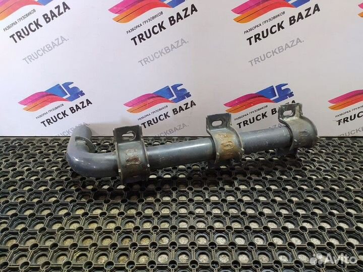 Кронштейн корпуса подножек нижний Iveco Stralis