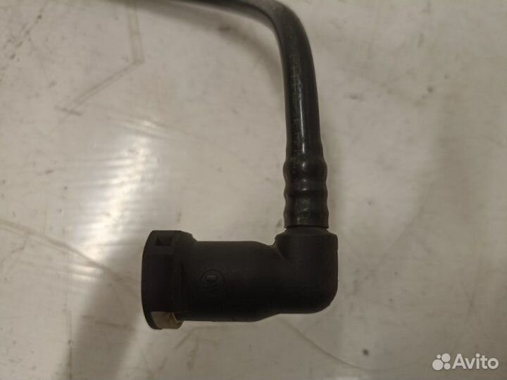 Трубка топливная Audi A8 D3 BVJ 2006