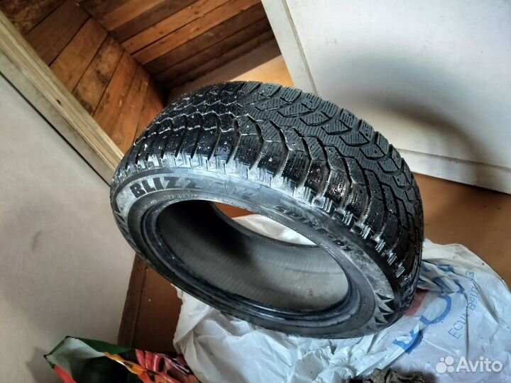 Triangle TR257 235/55 R17