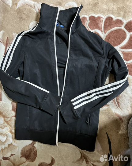 Толстовка adidas