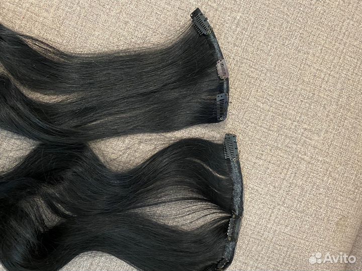 Волосы на заколках