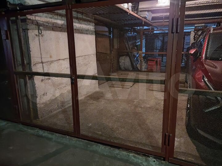 Машиноместо, 15 м²