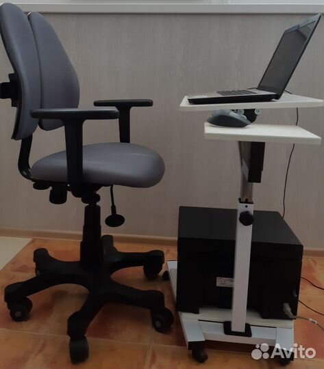 Столик для ноутбука