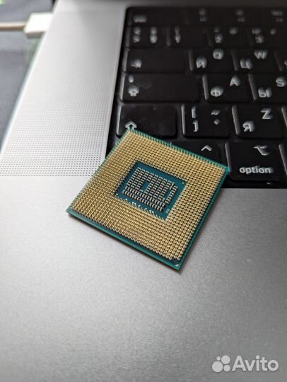 Процессор Intel Core i3-3110M (SR0n1)