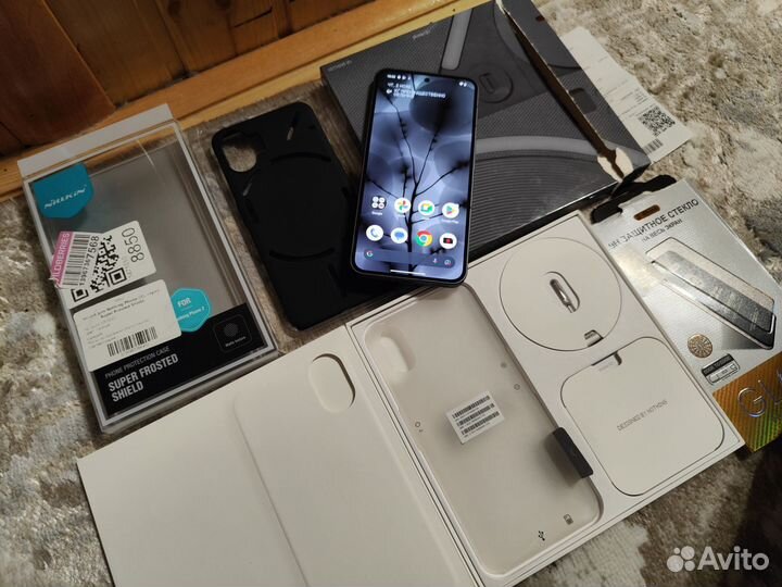 Nothing Phone 2, 12/256 ГБ