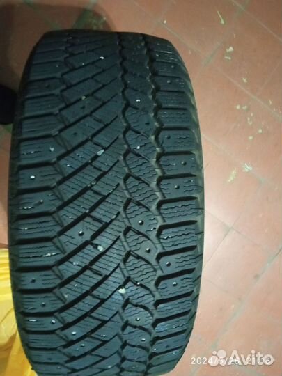 Gislaved Nord Frost 200 225/50 R17 98M