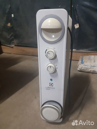 Масляный радиатор Electrolux EOH/M-6209, белый