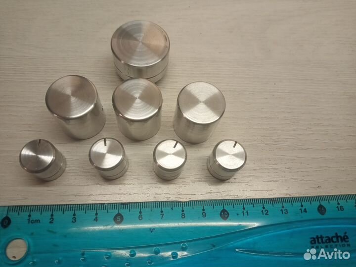 Ручки потенциометров и регуляторов, насадки