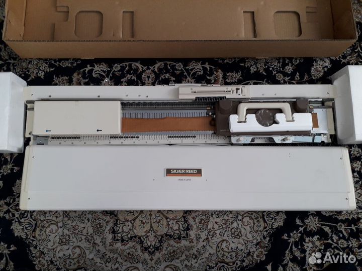 Вязальная машина двухфонтурная Silver Reed SR 155