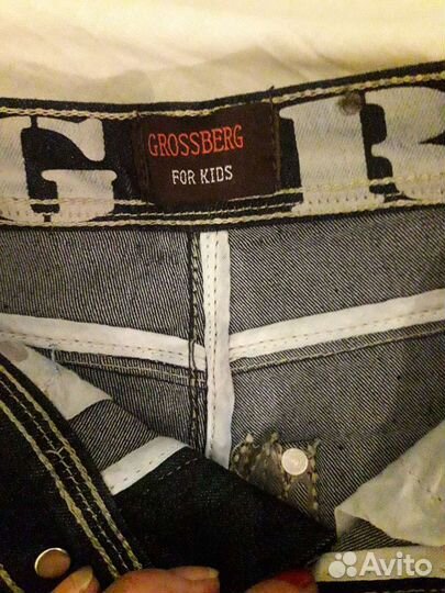 Джинсы новые