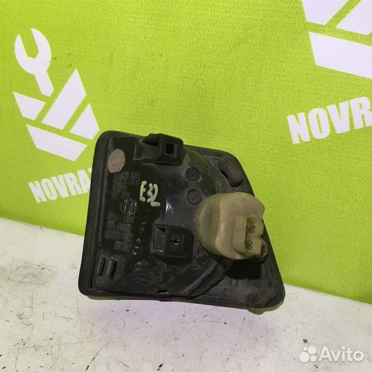 Указатель поворота правый бмв Е32