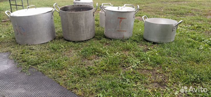 Кастрюля алюминиевая