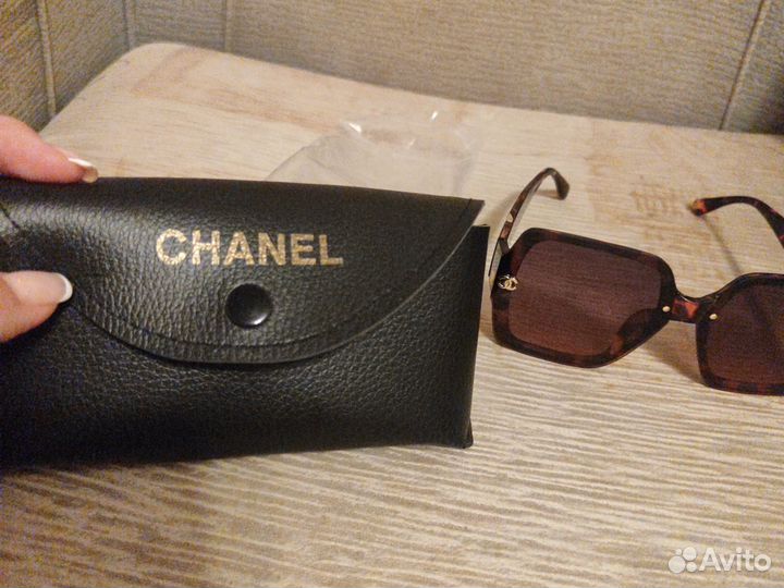 Солнцезащитные очки женские