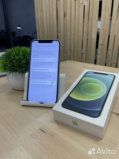 iPhone 12, 64 ГБ